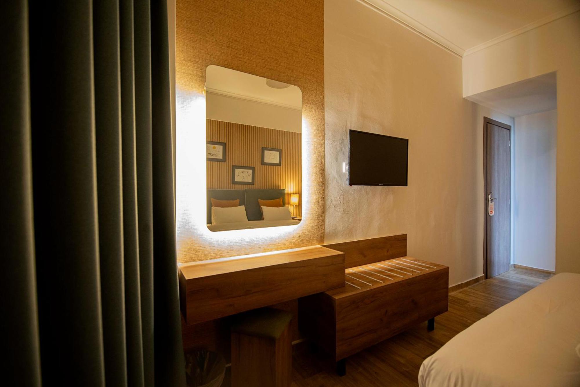 Hotel Falireon Atena
