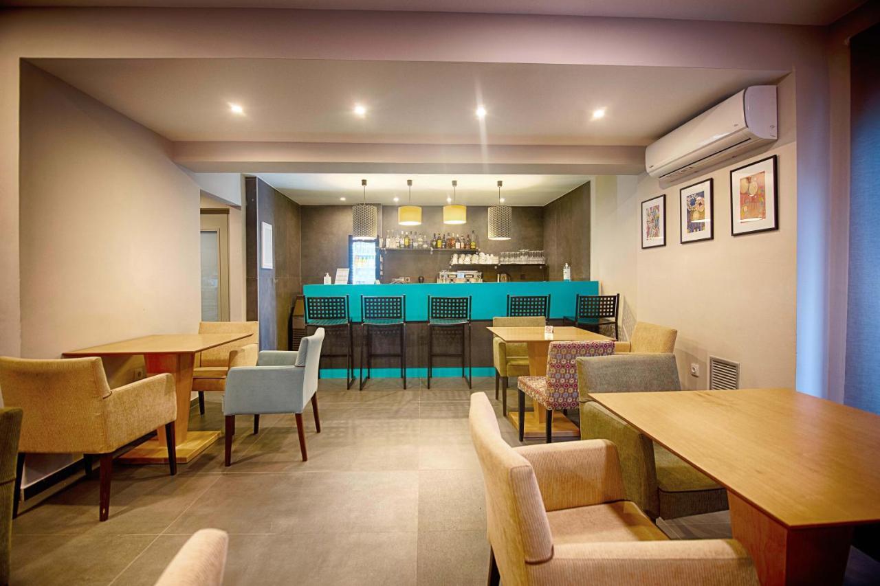 Hotel Falireon